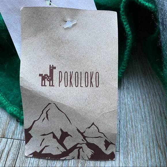 NWT POKOLOKO | Alpaca Wool Infinity Scarf - Picture 3 of 9